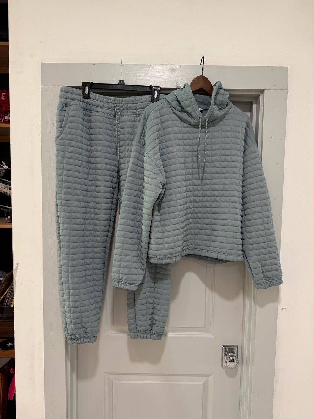 Quilted Cropped Hoodie & Jogger Set - BlueGreen